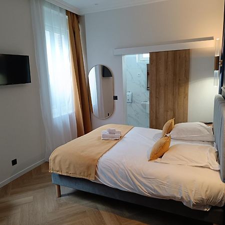 The Originals Boutique, Hotel D'Angleterre, Fecamp Bagian luar foto