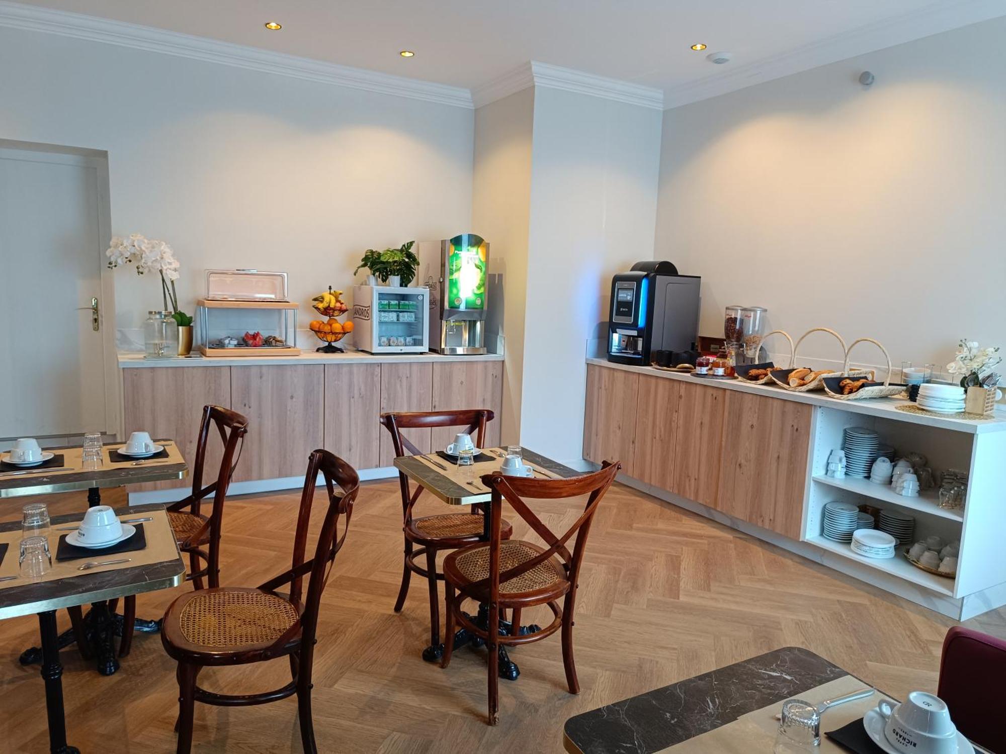 The Originals Boutique, Hotel D'Angleterre, Fecamp Bagian luar foto