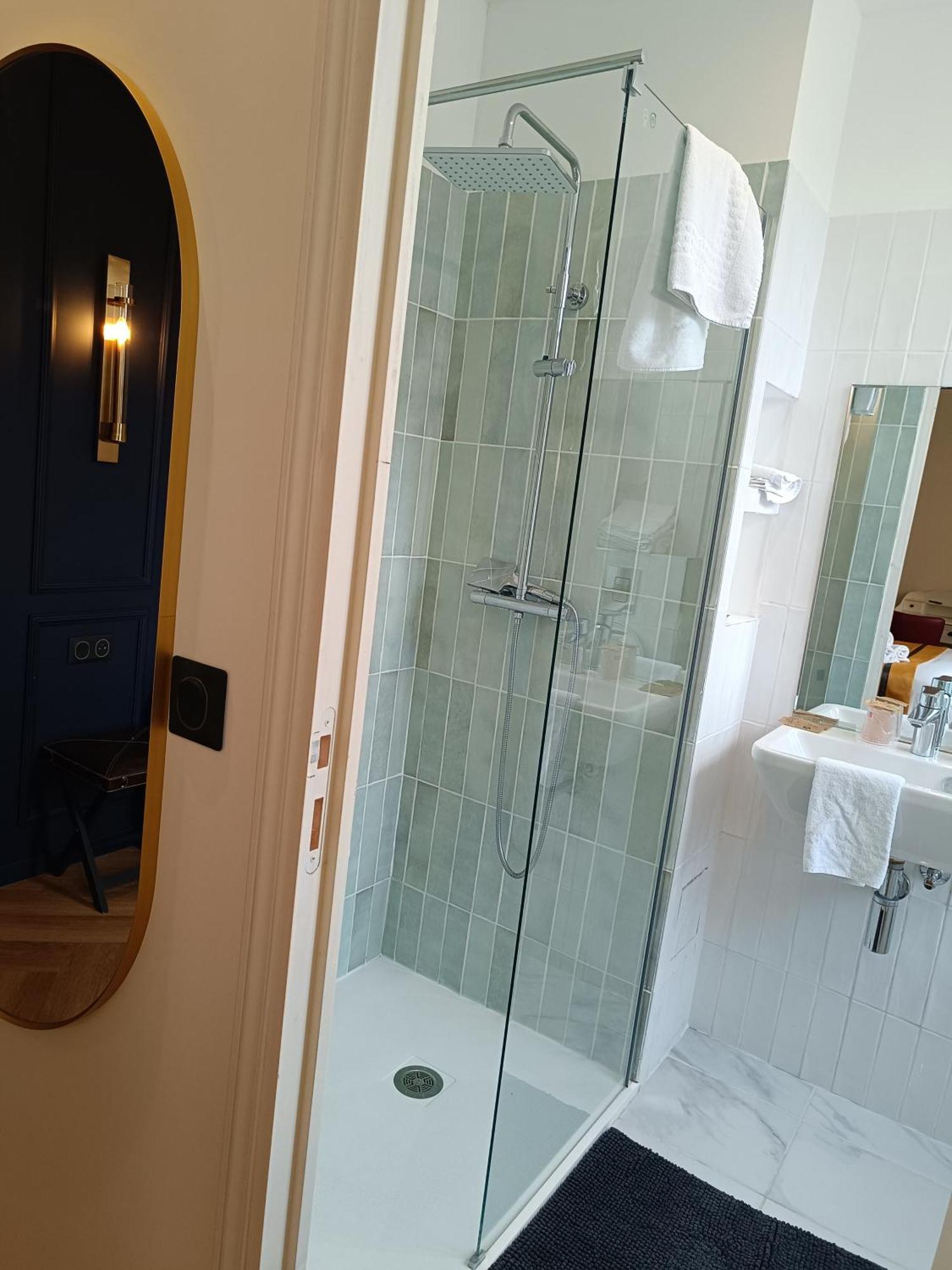 The Originals Boutique, Hotel D'Angleterre, Fecamp Bagian luar foto