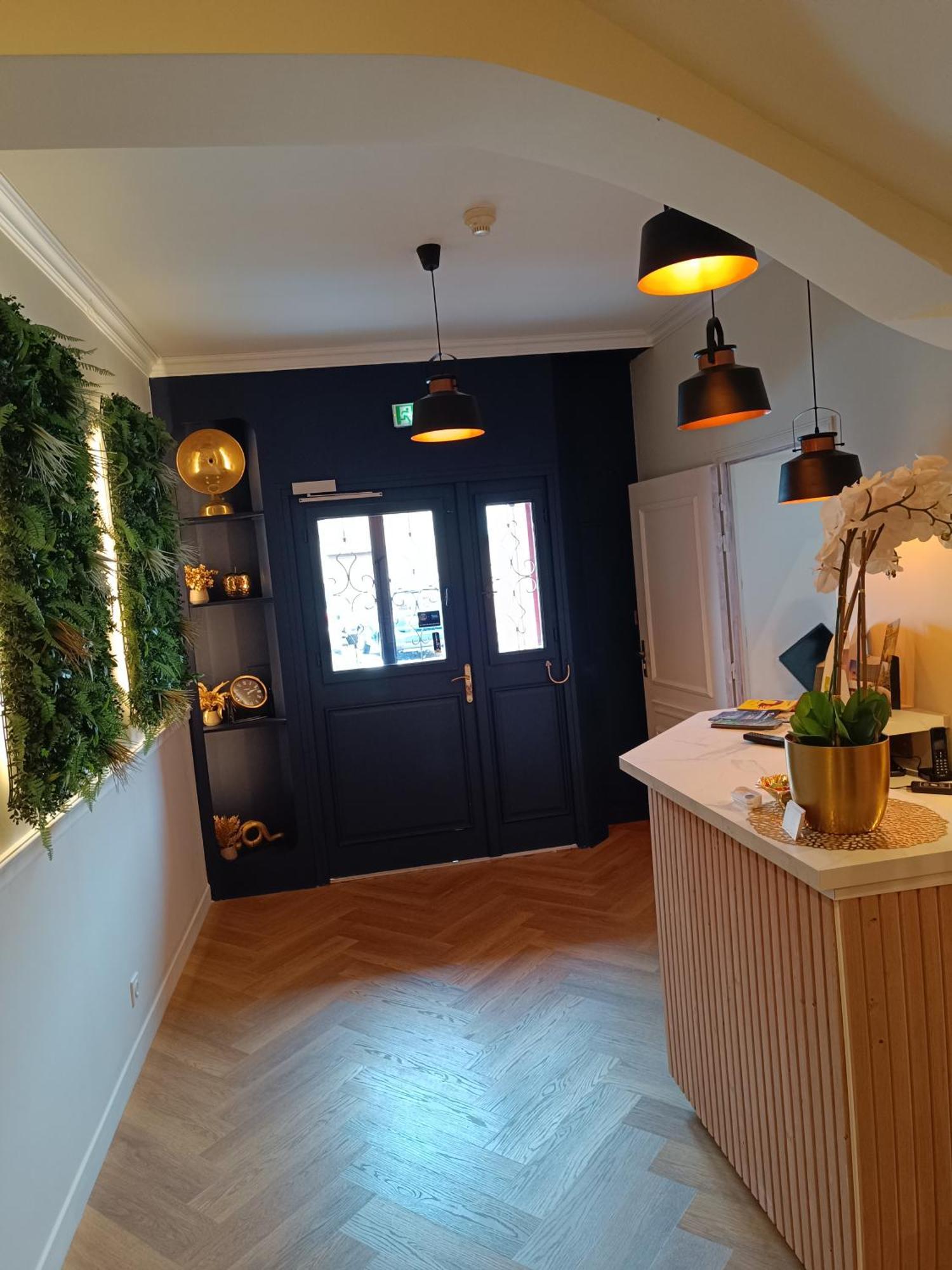 The Originals Boutique, Hotel D'Angleterre, Fecamp Bagian luar foto