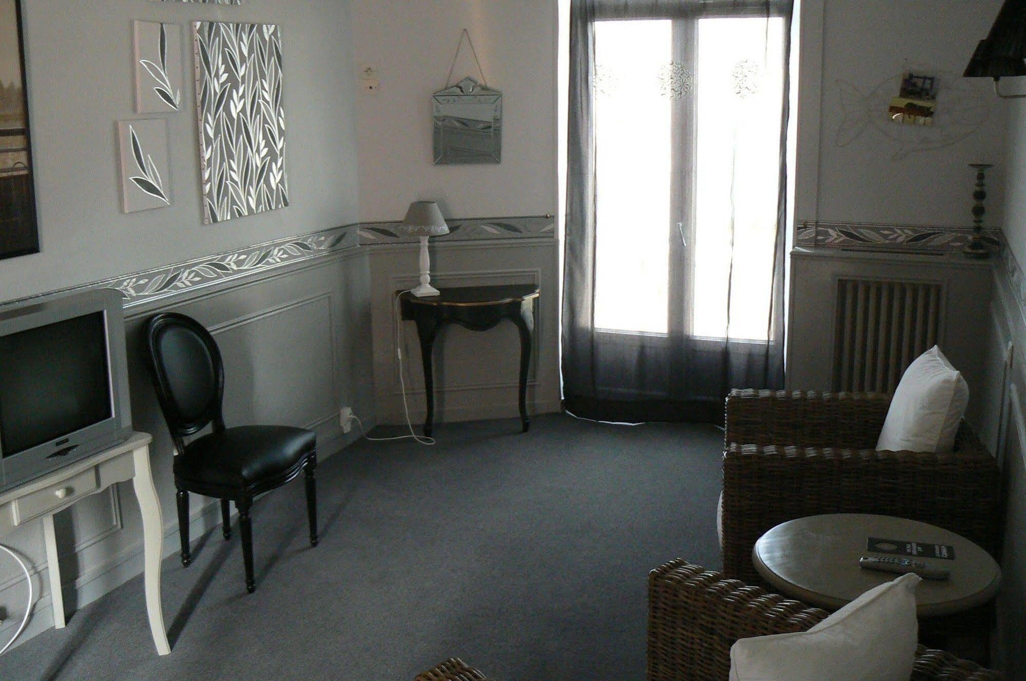 The Originals Boutique, Hotel D'Angleterre, Fecamp Bagian luar foto
